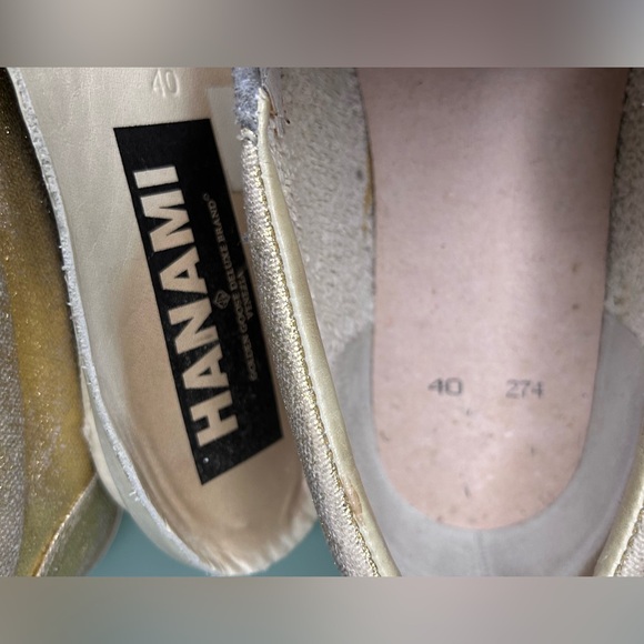 Golden Goose slides in metallic gold with grey accents - Picture 7 of 7